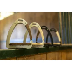 Veiligheidsbeugels Innova Riding Dynamic Zilver -Paard Verzorging veiligheidsbeugels innova riding dynamic zilver 1500x1500 183302